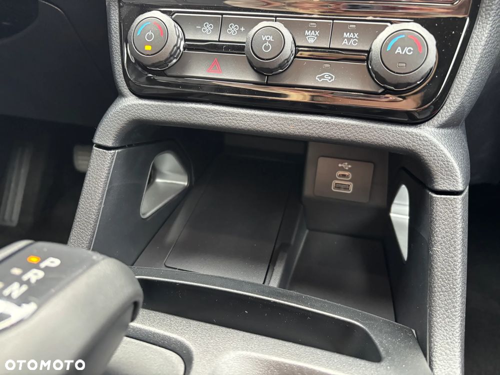 Ford Ranger 2.0 EcoBlue Bi-Turbo 4x4 DC Wildtrak - 18