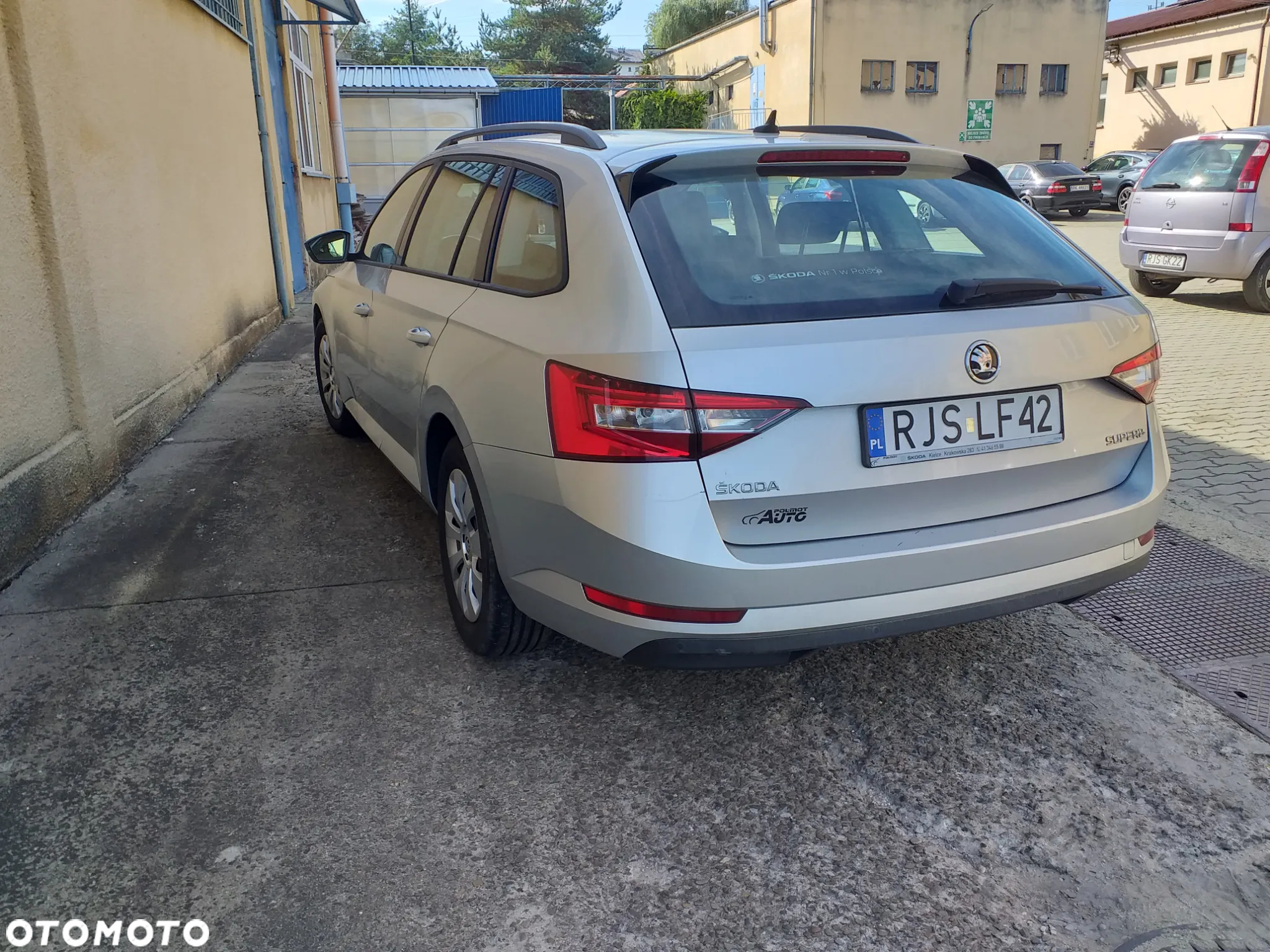 Skoda Superb - 2