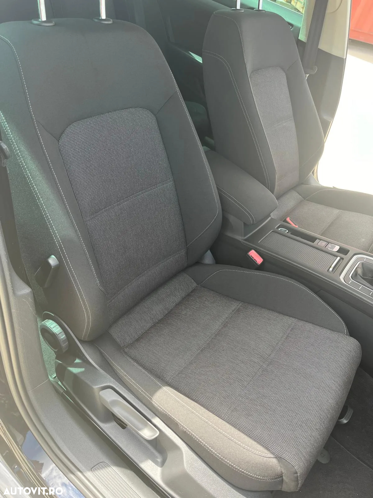 Volkswagen Passat Variant 2.0 TDI (BlueMotion Technology) Comfortline - 9
