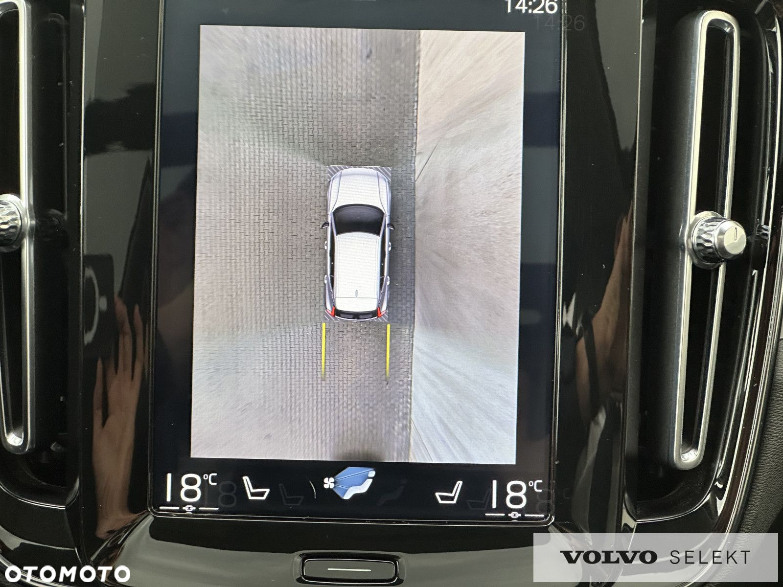 Volvo XC 40 - 28