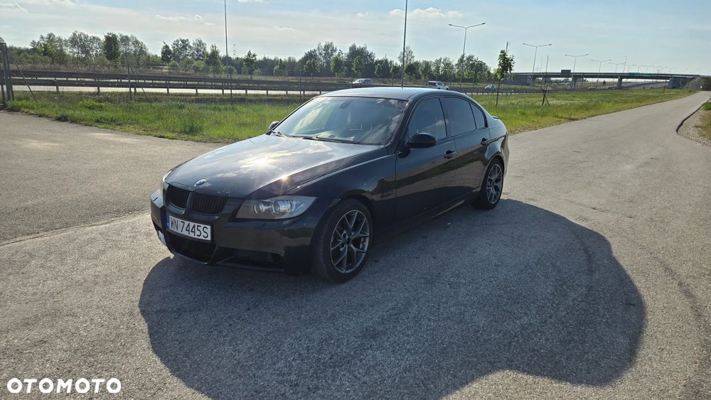 BMW Seria 3 330i - 3