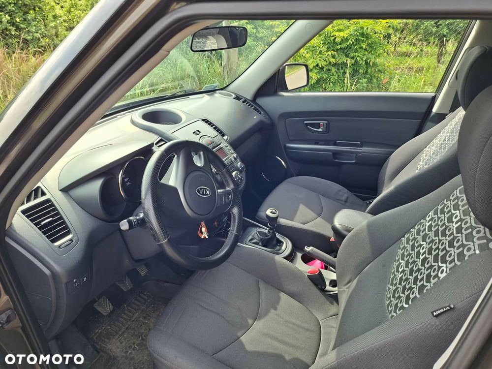 Kia Soul 1.6 CRDI L - 6