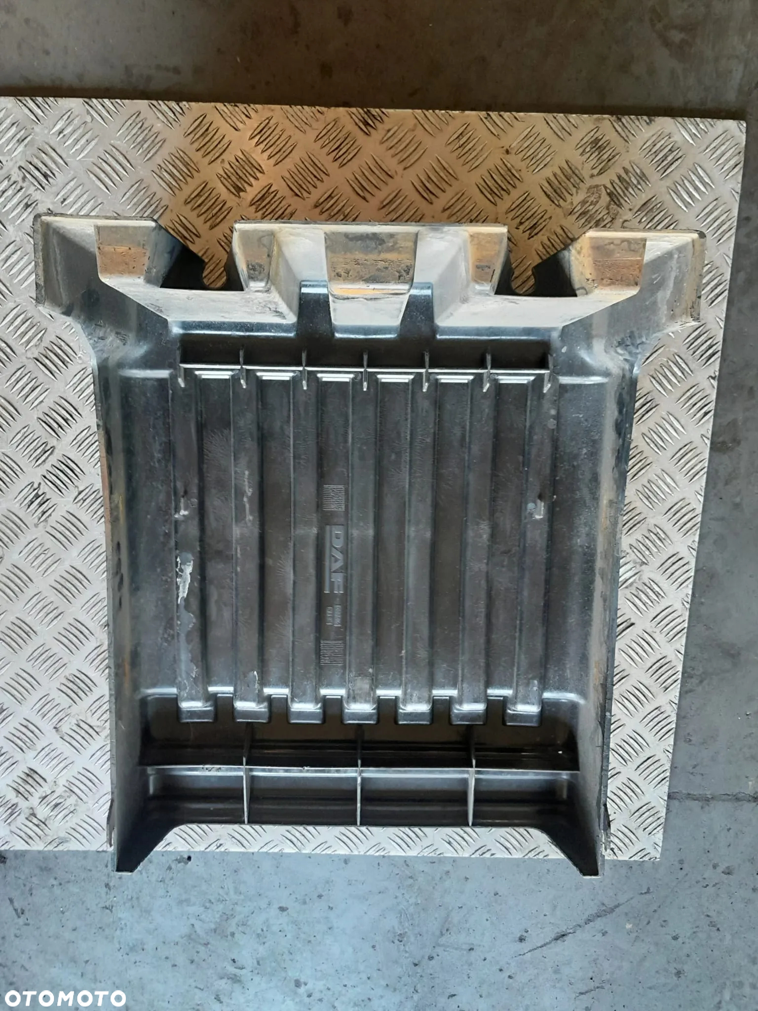 POKRYWA AKUMULATORÓW DAF LF 45 55 EURO 6 088015 - 2