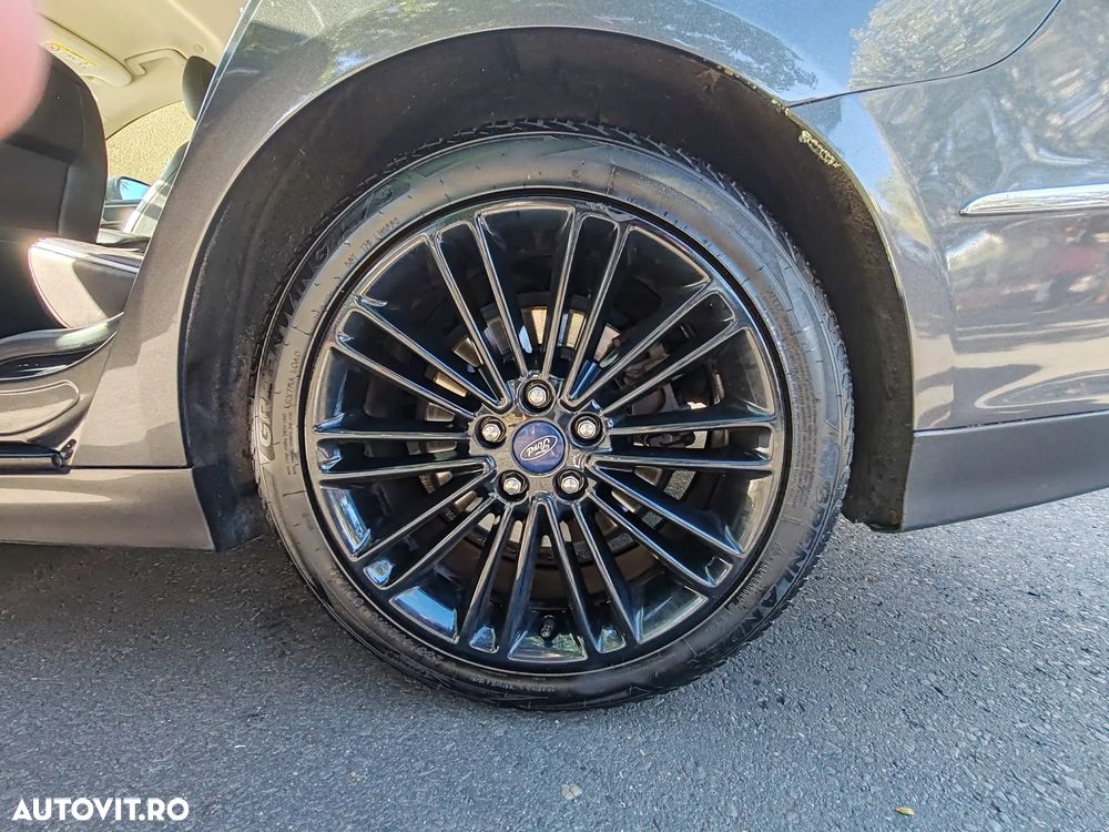 Ford Mondeo 2.0 HEV Vignale - 14