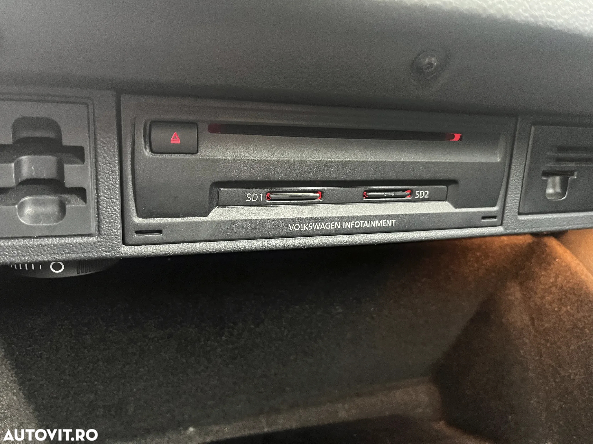 Volkswagen Golf 1.6 TDI BMT Comfortline - 19