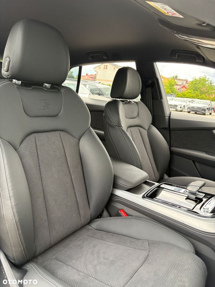Audi Q8 - 18