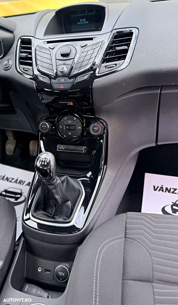 Ford Fiesta 1.0 EcoBoost Titanium - 16