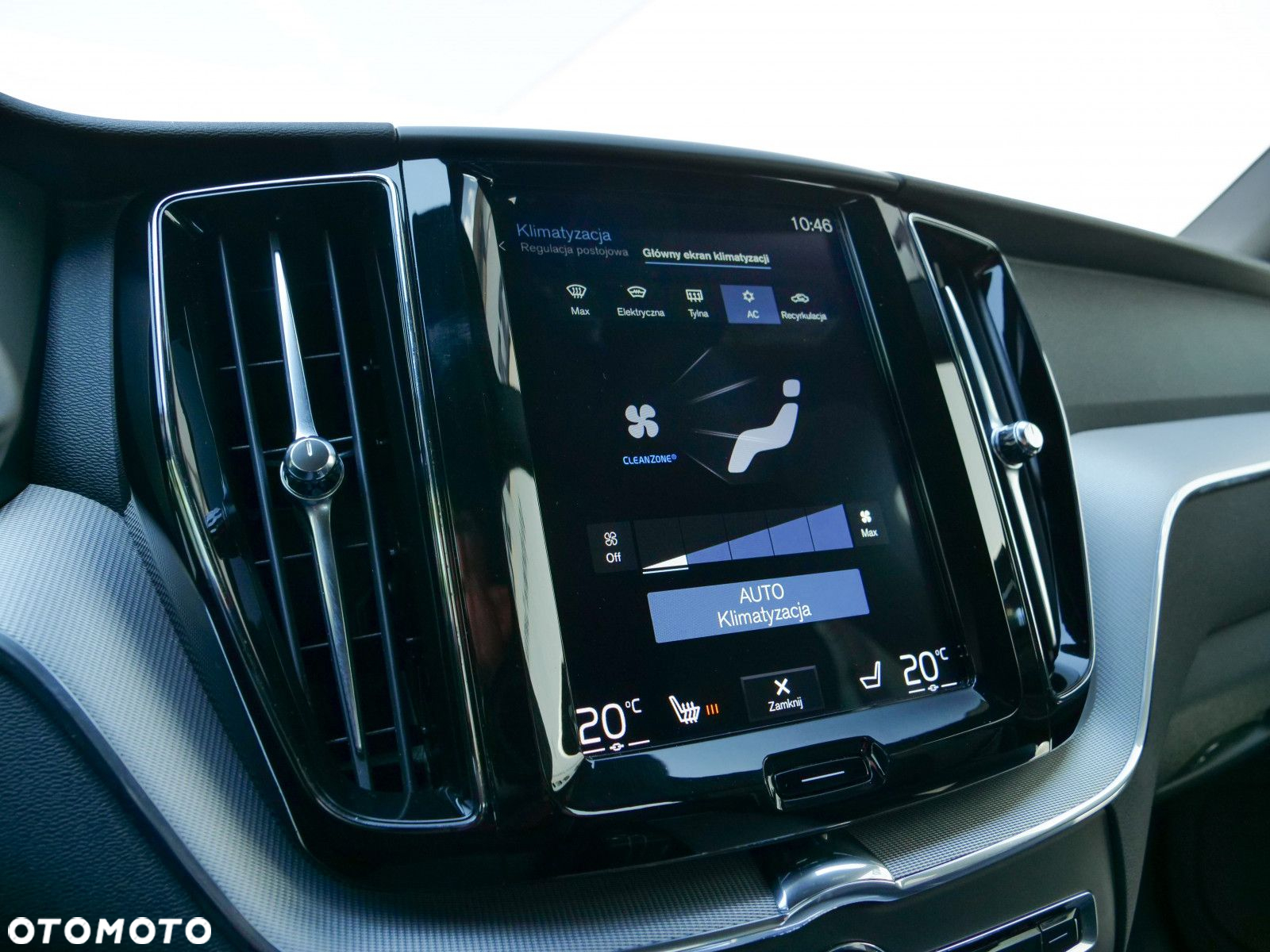 Volvo XC 60 - 23