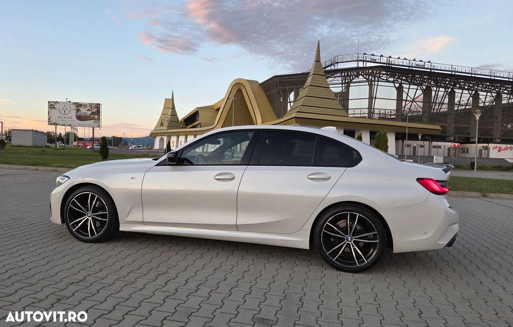 BMW Seria 3 320i xDrive Aut. M Sport - 3