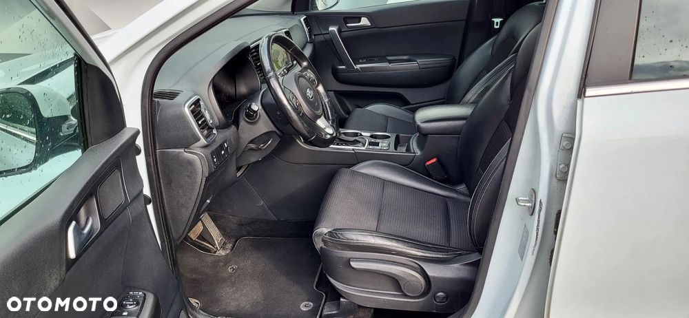 Kia Sportage 2.0 CRDI 184 4WD Automatik Spirit - 18