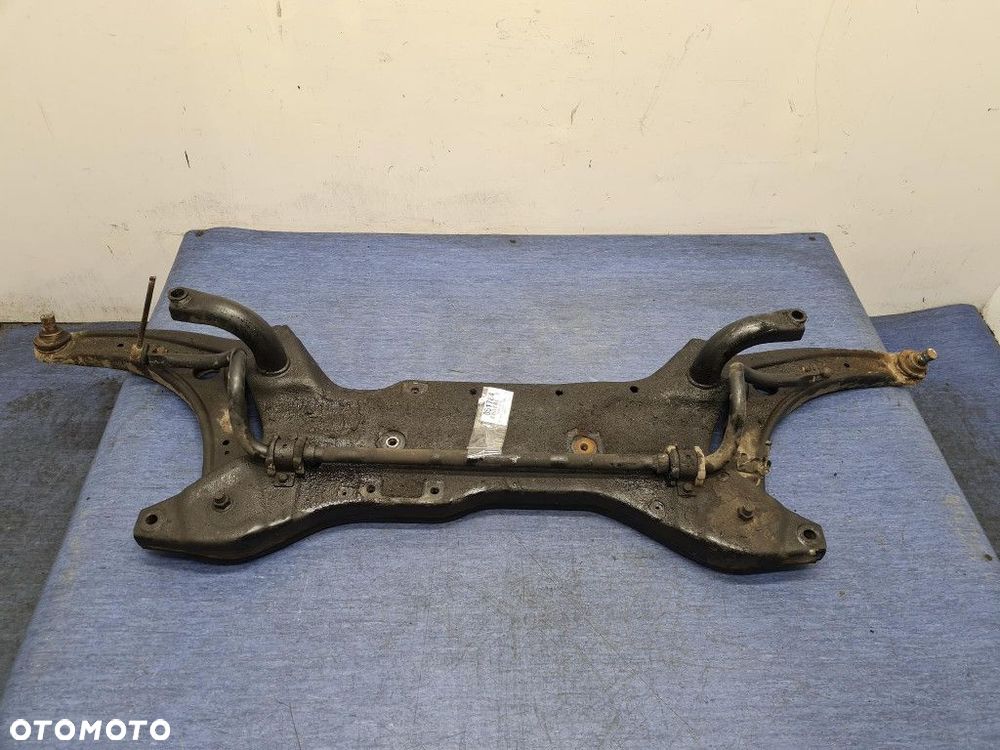 CITROEN C-CROSSER 2.2 HDI KOŁYSKA PRZÓD - 1