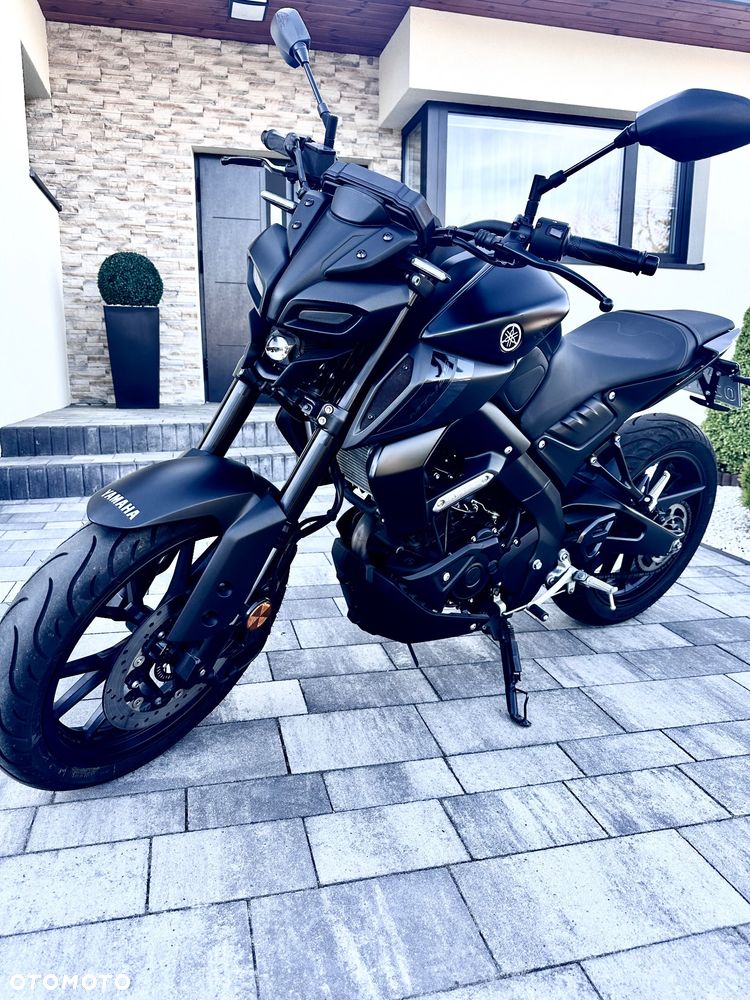 Yamaha MT - 2