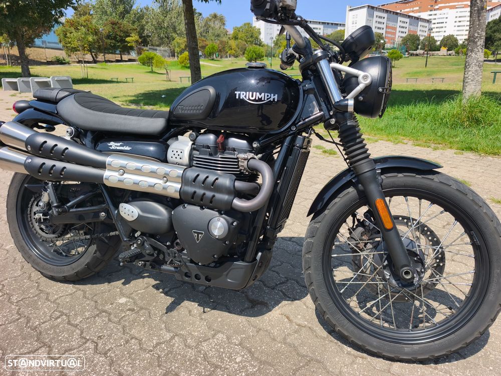 Triumph Bonneville Street Scrambler 900 - 11