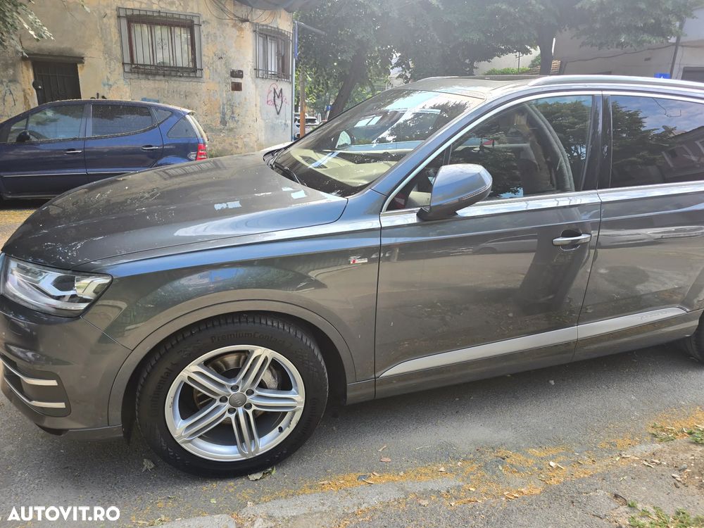 Audi Q7 - 3