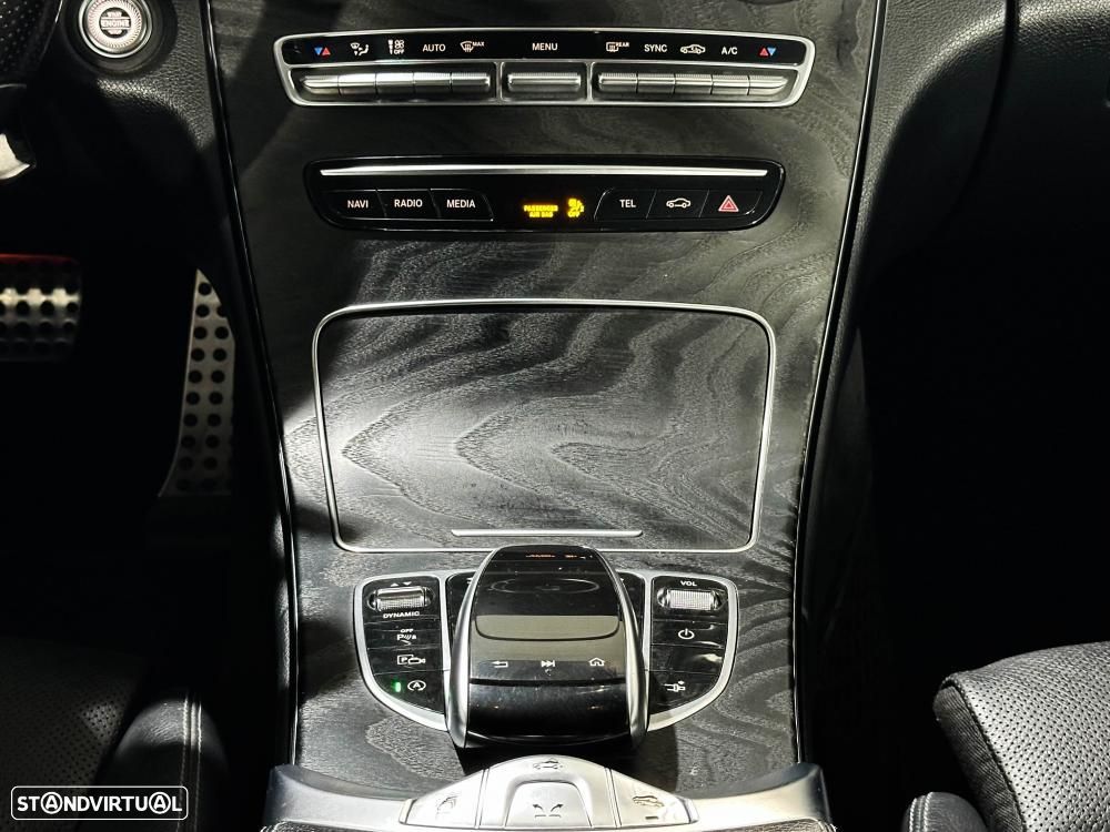 Mercedes-Benz C 200 Cabrio 9G-Tronic AMG Line - 31