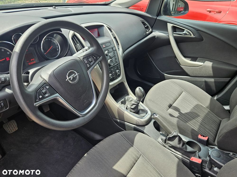 Opel Astra 1.4 Sports Tourer 150 Jahre - 13