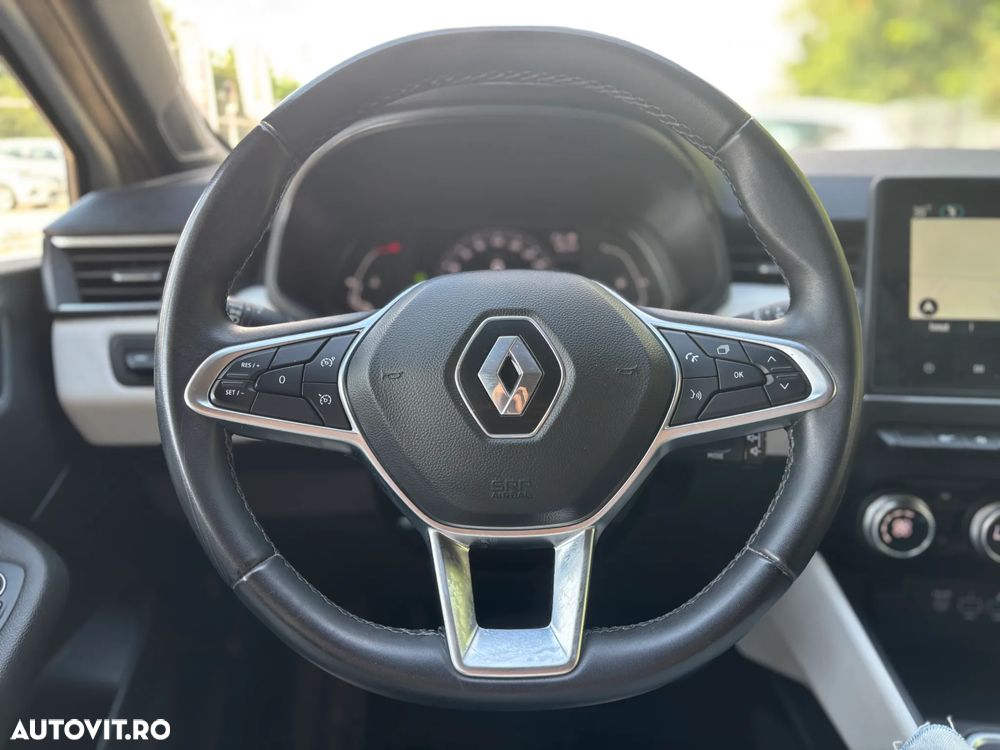 Renault Clio V 1.0 TCe 90 X-Tronic Techno - 16