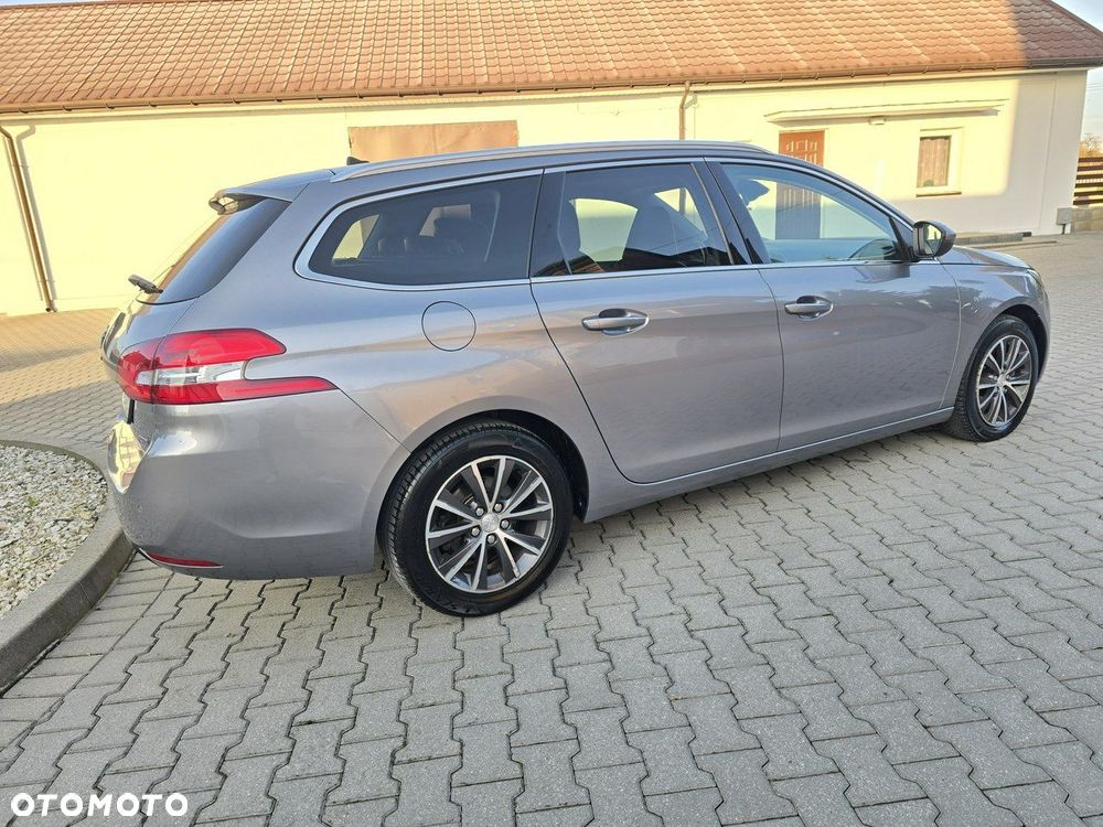 Peugeot 308 - 11