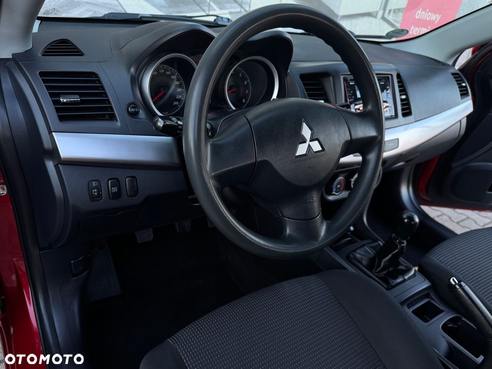 Mitsubishi Lancer - 24