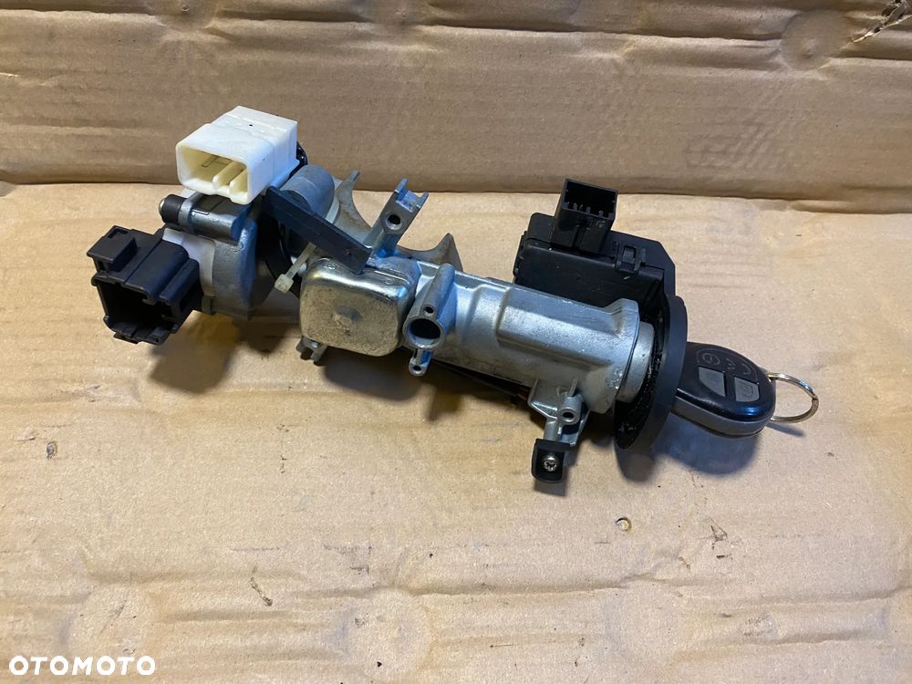 Stacyjka Suzuki Swift III 33970-62J00 OE - 3