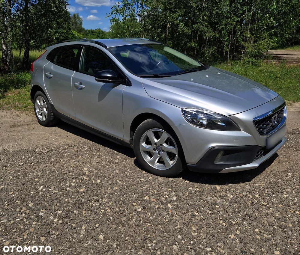 Volvo V40 D2 Momentum - 1