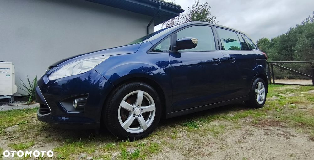 Ford Grand C-MAX - 15