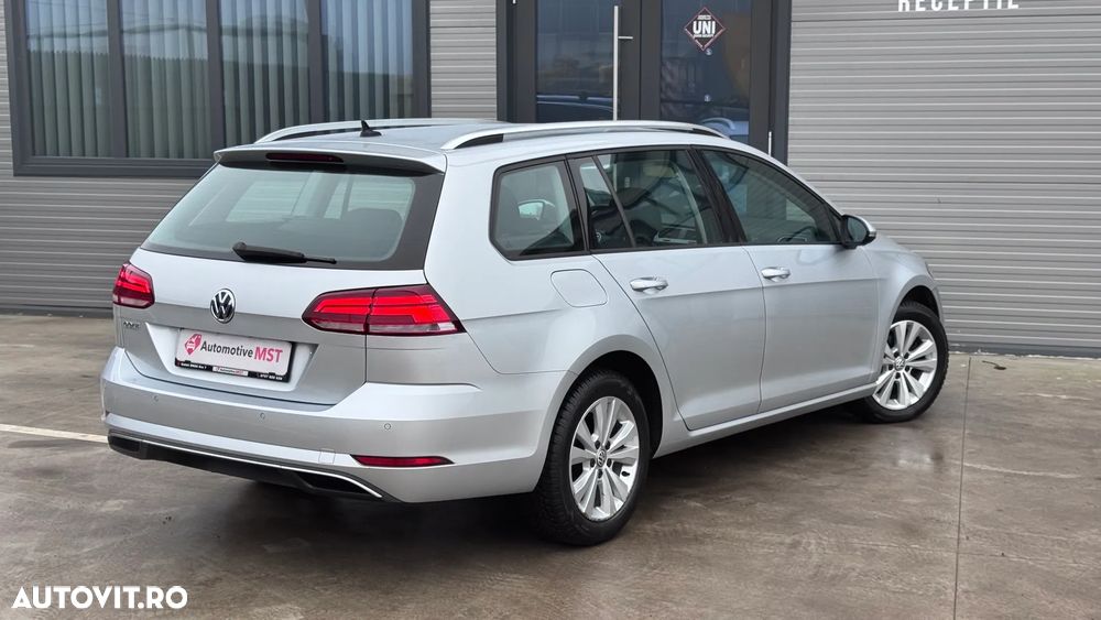 Volkswagen Golf Variant 1.6 TDI SCR Comfortline - 4