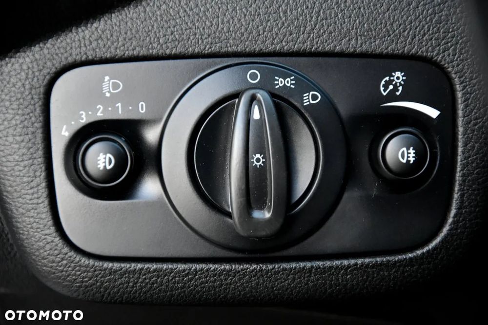 Ford Kuga 1.5 EcoBoost 2x4 SYNC - 34