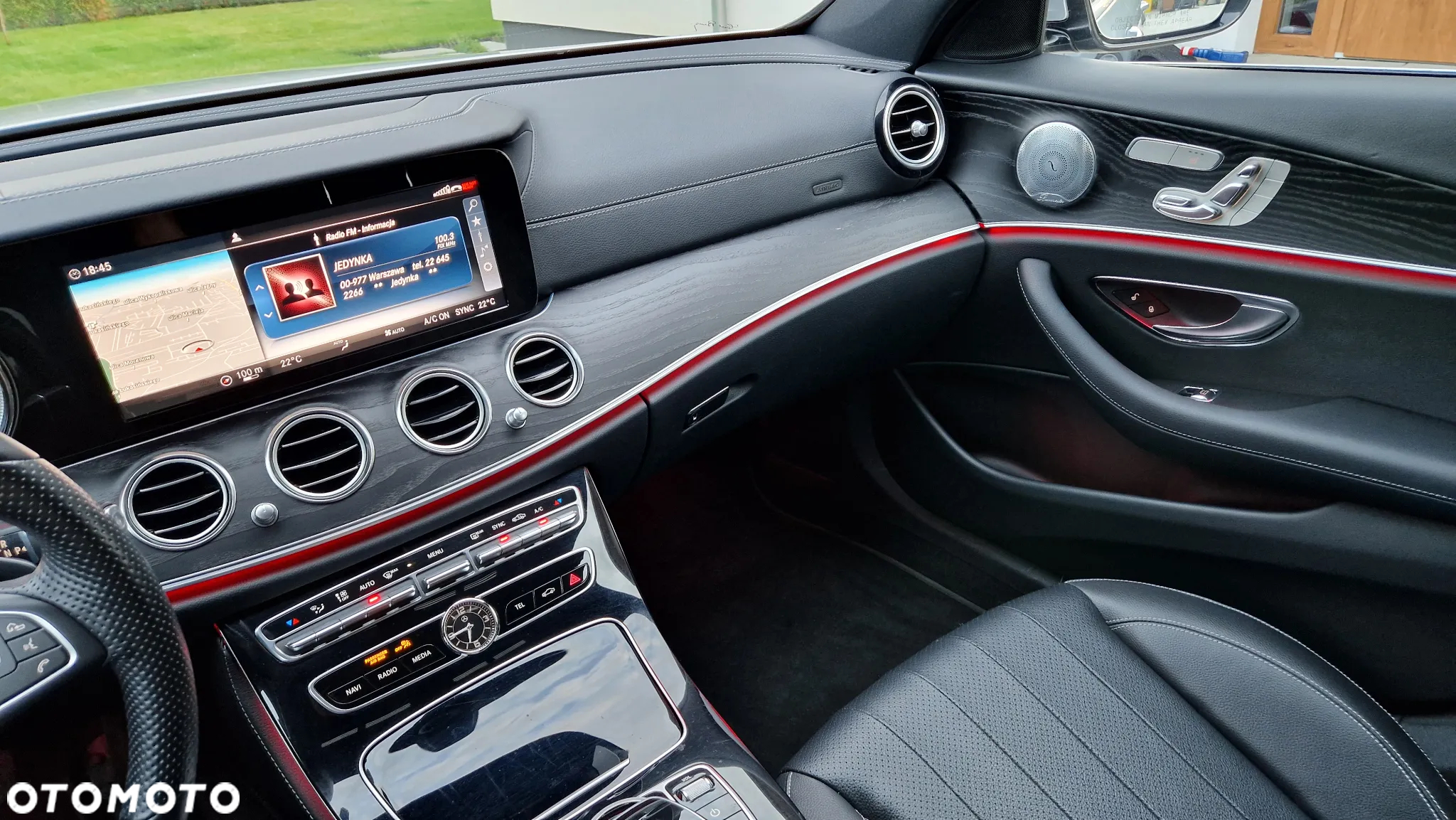 Mercedes-Benz Klasa E 300 9G-TRONIC Avantgarde - 37
