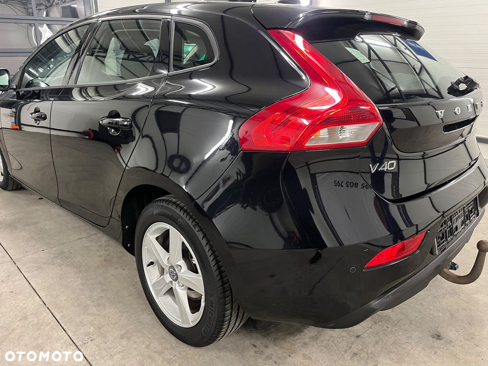 Volvo V40 D2 - 23