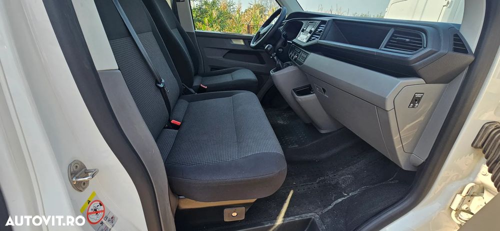 Volkswagen Transporter 8 + 1 - 12