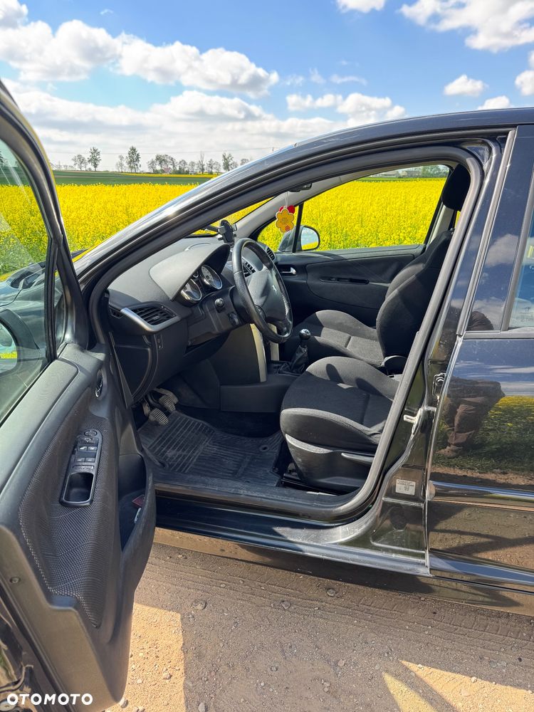 Peugeot 207 1.6 HDi - 13