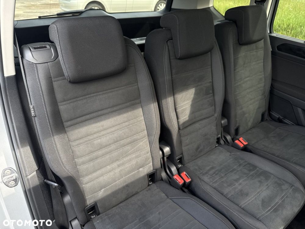 Volkswagen Touran 1.5 TSI EVO Highline DSG - 32