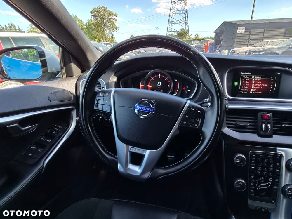 Volvo V40 D4 Kinetic - 18