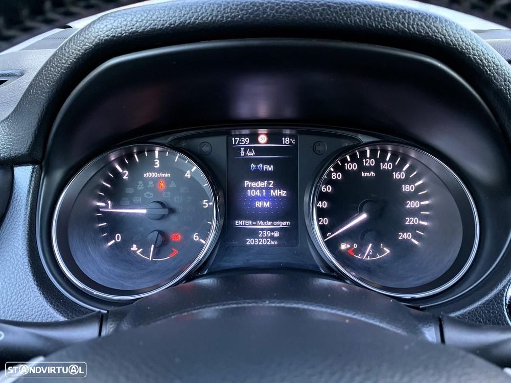 Nissan Qashqai 1.5 dCi 360 - 21