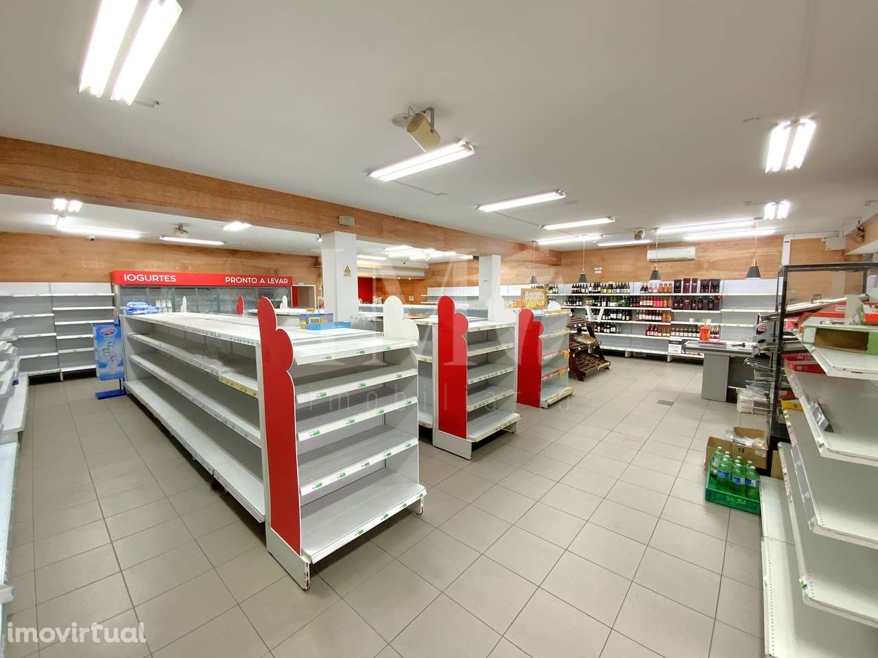 Trespasse de Supermercado Equipado - Merelim S. Paio, Braga - Grande imagem: 5/18