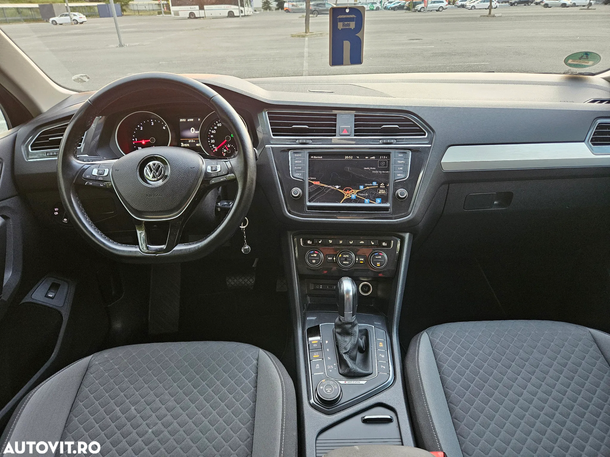 Volkswagen Tiguan 2.0 TDI SCR 4MOTION DSG Elegance - 10