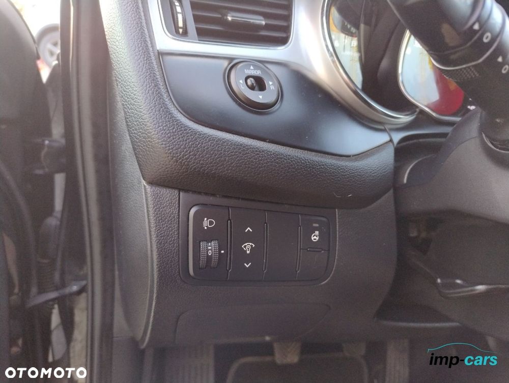 Kia Ceed - 13