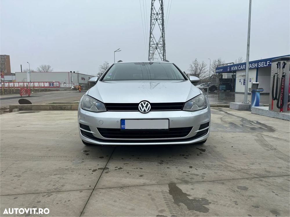 Volkswagen Golf 1.2 TSI BlueMotion Technology Comfortline - 2