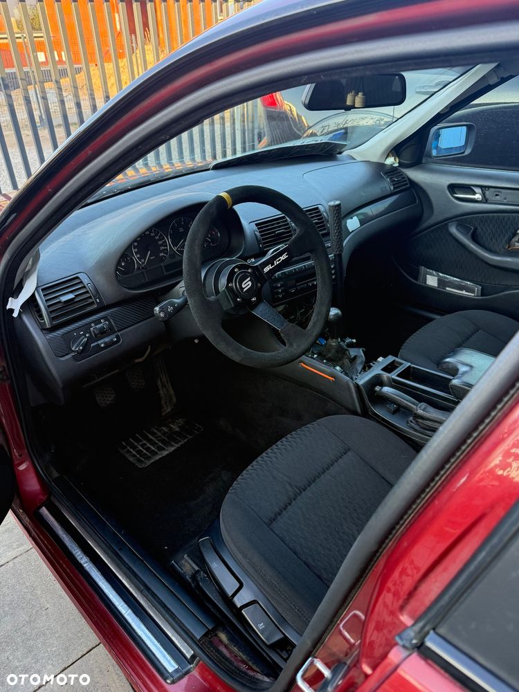 BMW Seria 3 328i - 5