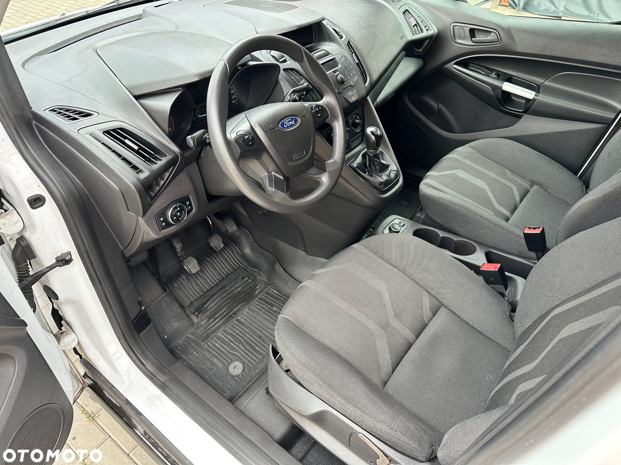 Ford Transit Connect 220 L1 Ambiente - 5