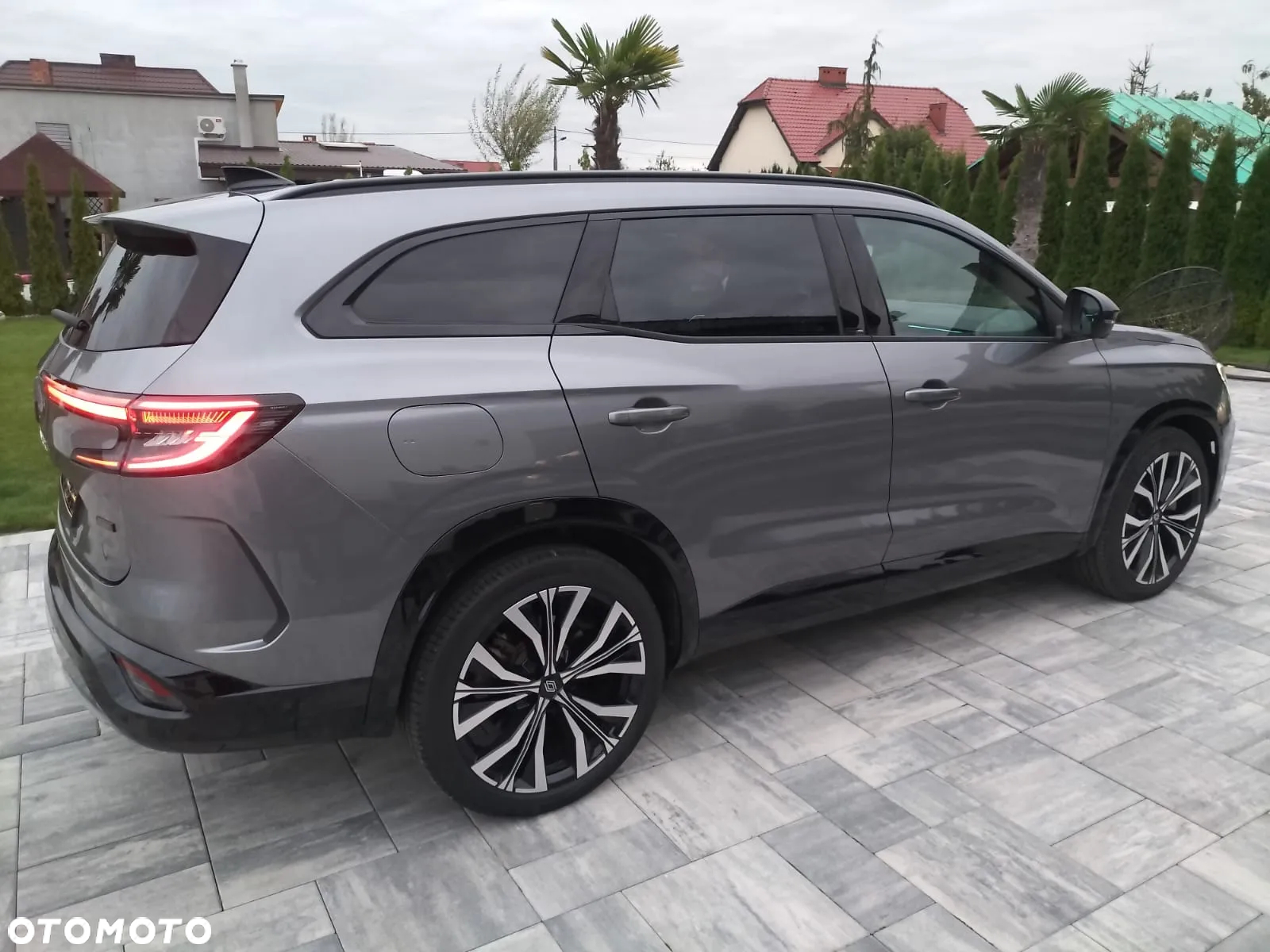 Renault Espace Full Hybrid E-TECH 200 Iconic 5-Sitzer - 7