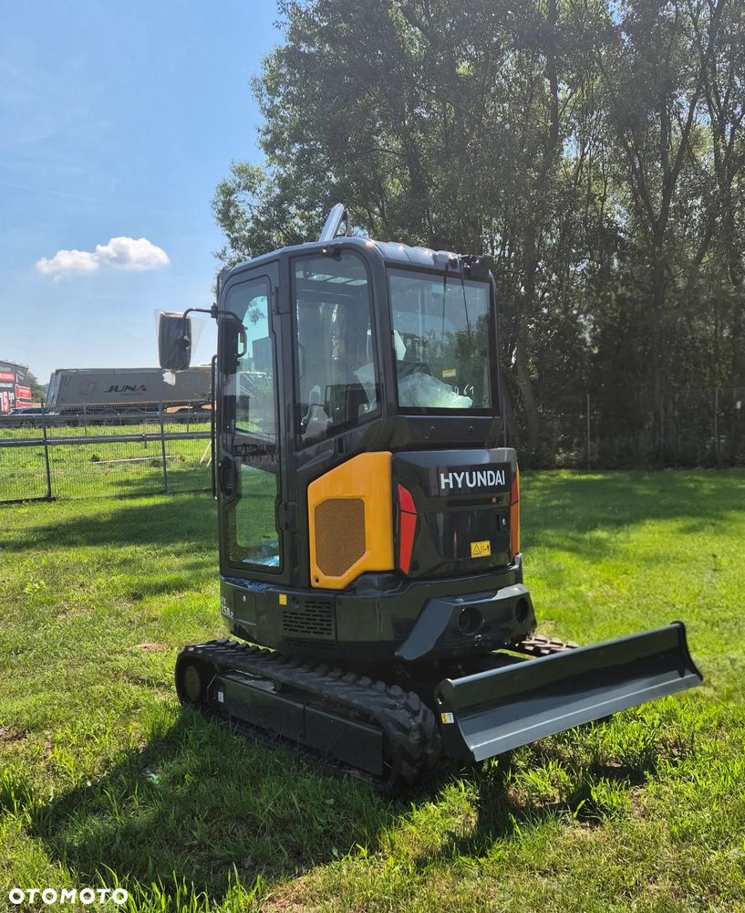 Hyundai HX25Az - 8