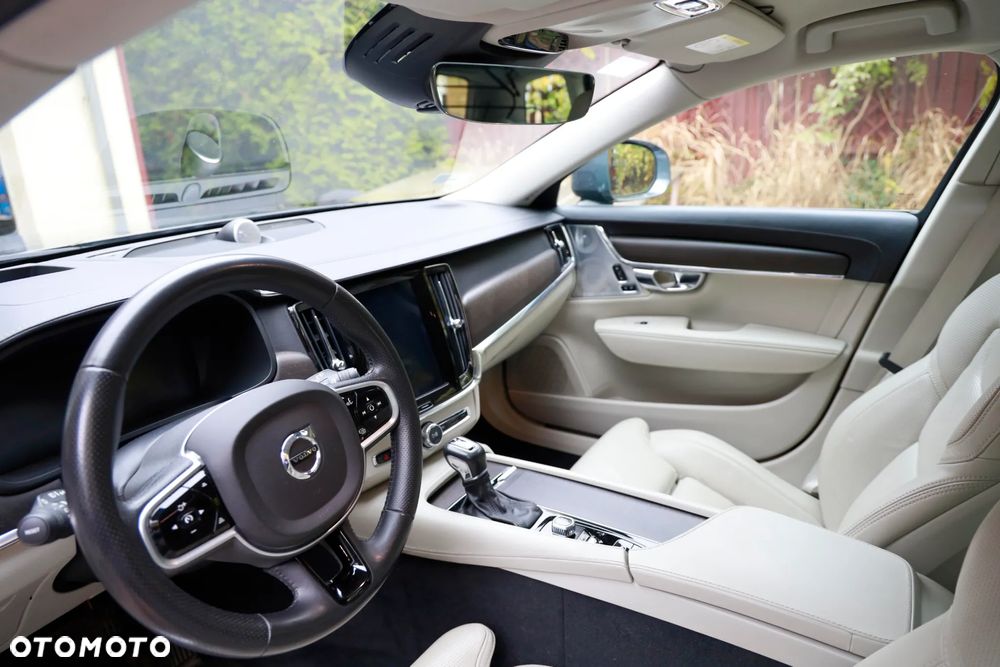 Volvo V90 - 12