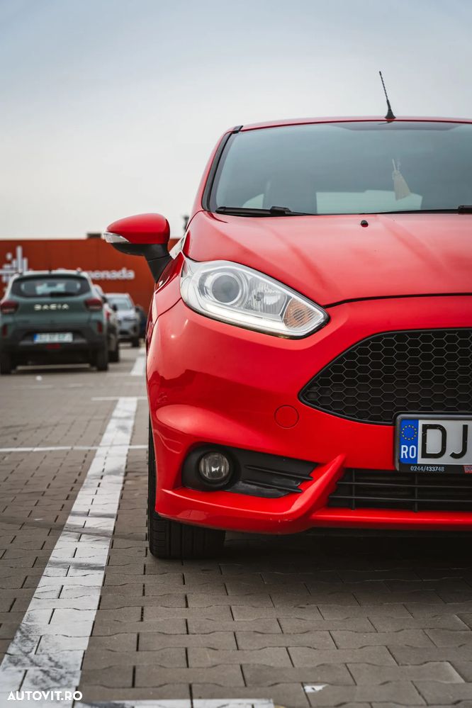 Ford Fiesta 1.6 ST - 2