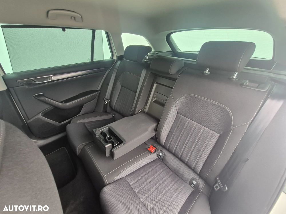 Skoda Superb 2.0 TDI 4X4 DSG Style - 13
