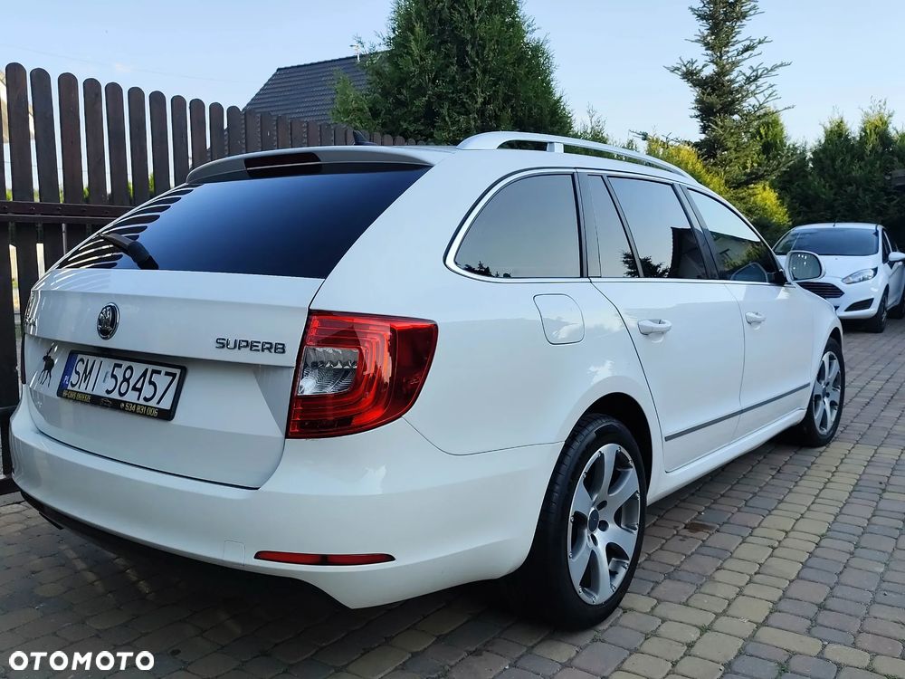 Skoda Superb 2.0 TDI DSG Elegance - 18