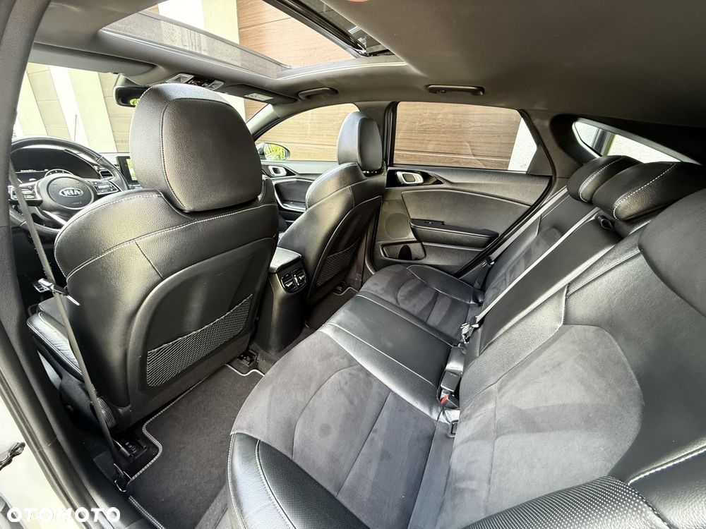 Kia ProCeed 1.5 T-GDI OPF GT LINE - 18