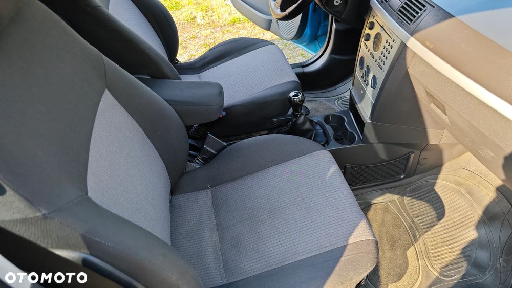 Opel Meriva 1.6 Cosmo - 23