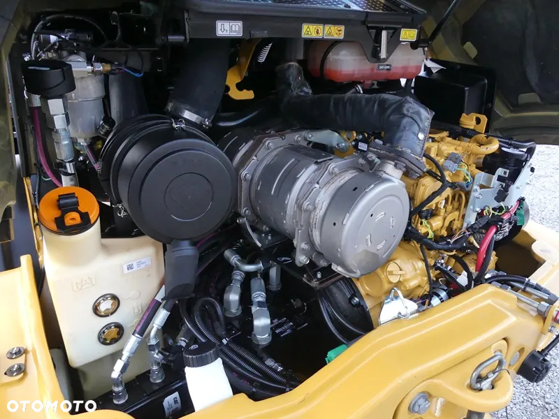 Caterpillar CAT 906M / Nowy model 2020r / Jak Nowy / - 17